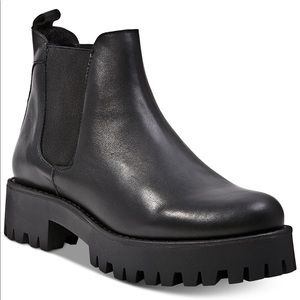 ISO STEVE MADDEN BLEEKER BOOTS